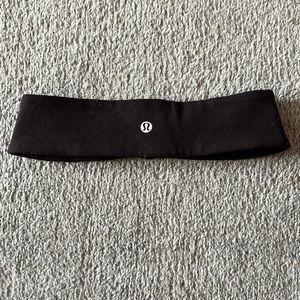 Lululemon Black 2” Headband